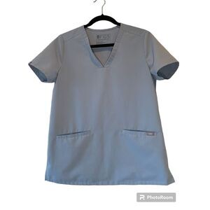 FIGS Scrub Top Womens Sz Small Gray  Short Sleeve V-Neck Fitted